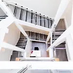 Clarges - Hsk Suites
